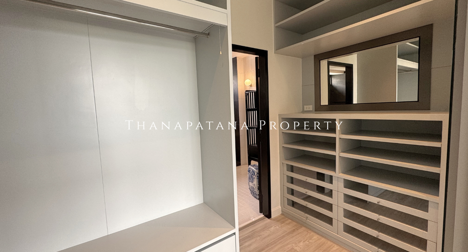 Haus zum Kauf mit 3 Zimmer in Phasi Charoen, Bangkok