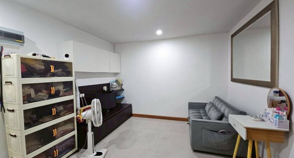 For sale 1 bed condo in Phasi Charoen, Bangkok
