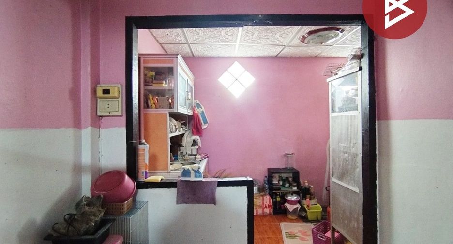 For sale 2 bedrooms townhouse in Thanyaburi, Pathum Thani