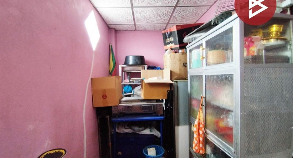 For sale 2 bedrooms townhouse in Thanyaburi, Pathum Thani