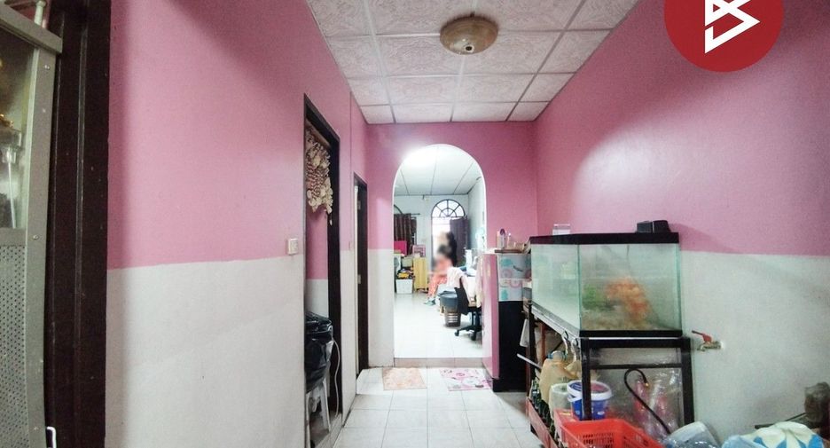 For sale 2 bedrooms townhouse in Thanyaburi, Pathum Thani