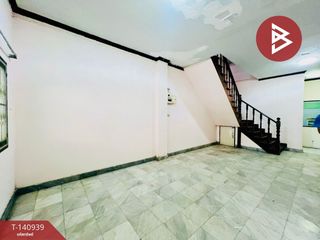 For sale 3 bedrooms townhouse in Thung Khru, Bangkok