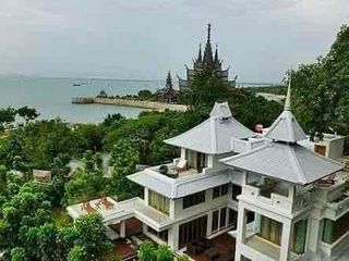 For sale and for rent 5 bedrooms villa in Bang Lamung, Chonburi