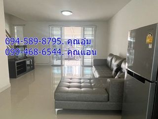 Продажа 4 спальни таунхаус в Pak Kret, Нонтабури