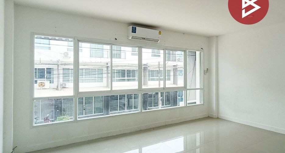 For rent and for sale 3 bedrooms retail Space in Mueang Rayong, Rayong