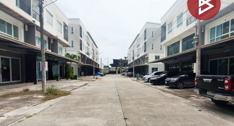 For rent and for sale 3 bedrooms retail Space in Mueang Rayong, Rayong