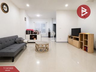 For sale 3 bedrooms townhouse in Mueang Chon Buri, Chonburi