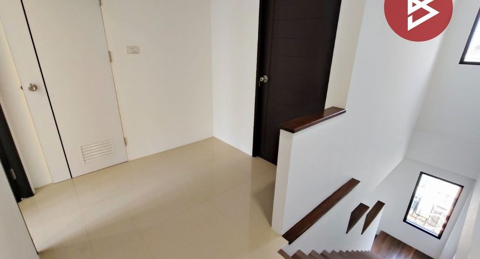 Reihenhaus zum Kauf mit 3 Zimmer in Bang Phli, Samut Prakan