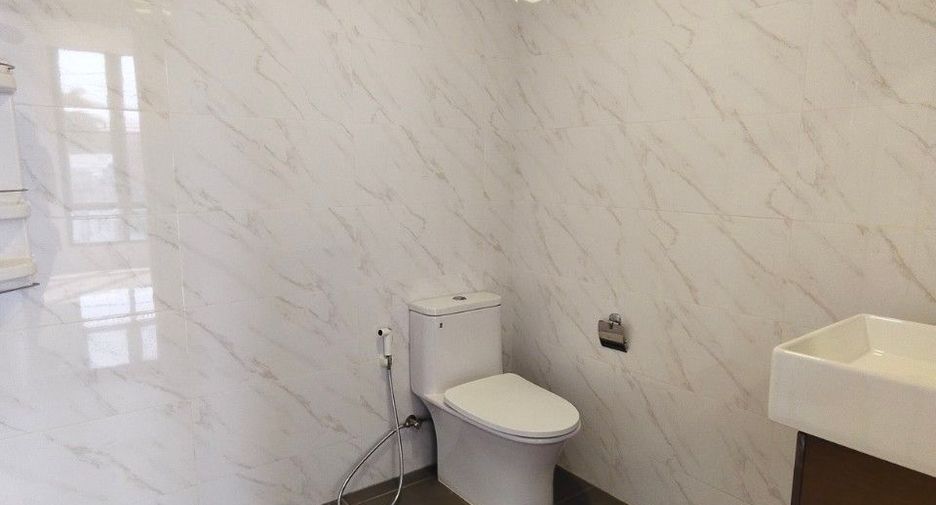 Reihenhaus zum Kauf mit 3 Zimmer in Bang Phli, Samut Prakan