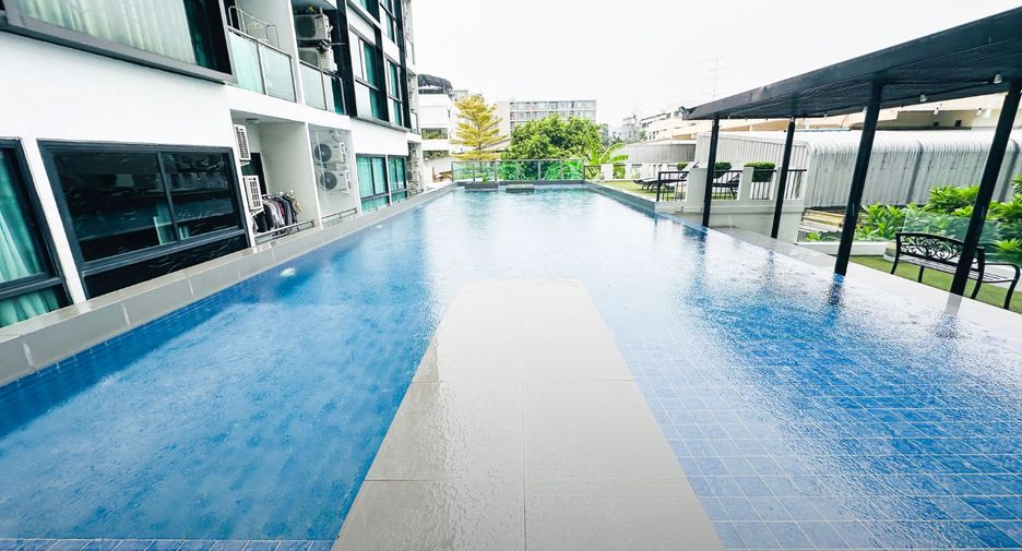 For sale 1 bed condo in Chatuchak, Bangkok