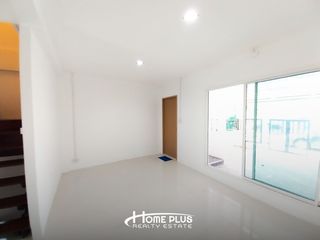 For sale 2 bedrooms townhouse in Khlong Luang, Pathum Thani