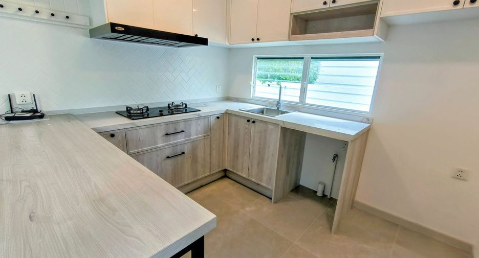 Haus zum Kauf mit 3 Zimmer in Bang Phli, Samut Prakan