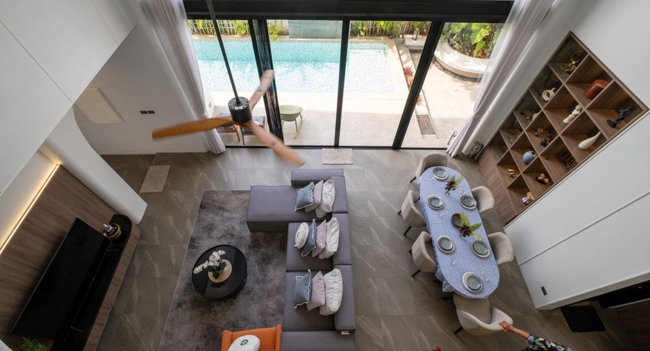 For rent 4 bedrooms house in Mueang Chiang Mai, Chiang Mai