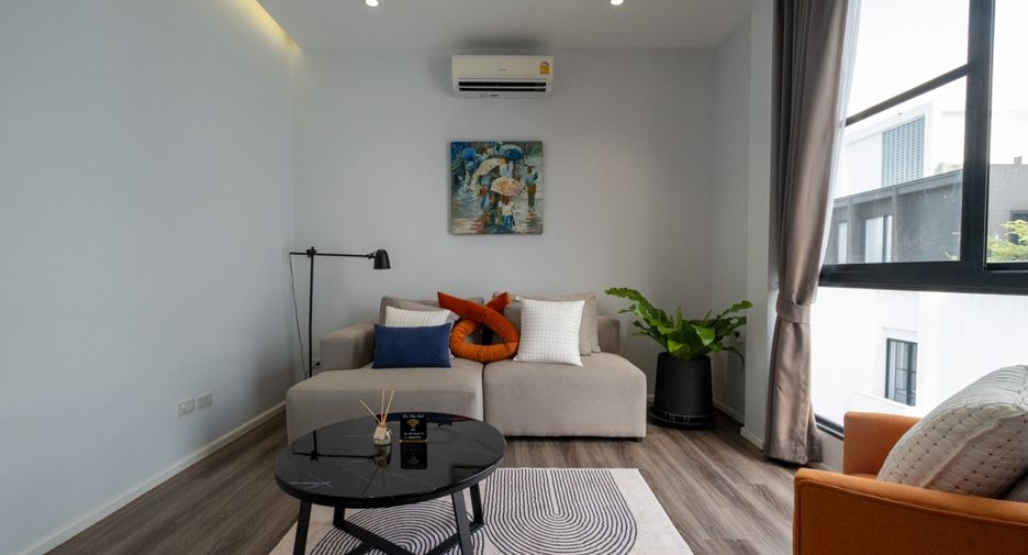 For rent 4 bedrooms house in Mueang Chiang Mai, Chiang Mai