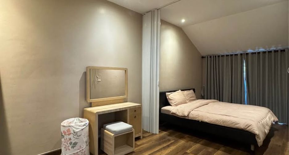 For rent 3 bedrooms house in Mueang Phuket, Phuket