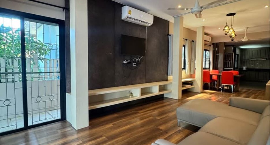 For rent 3 bedrooms house in Mueang Phuket, Phuket