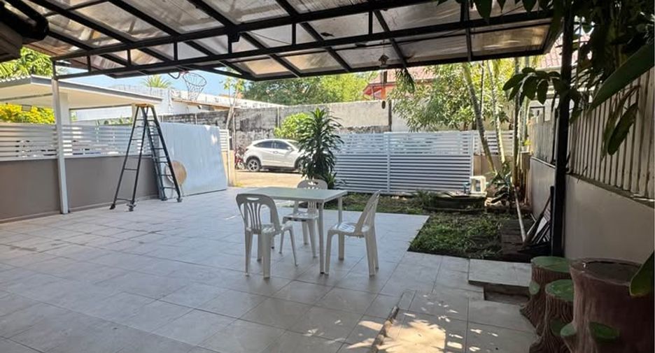 For rent 3 bedrooms house in Mueang Phuket, Phuket
