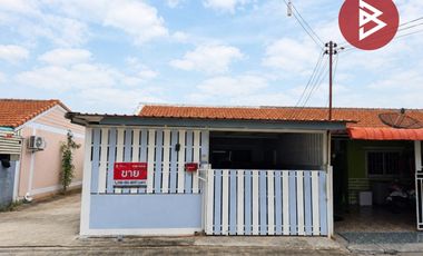 For sale 2 bedrooms townhouse in Ban Phaeo, Samut Sakhon