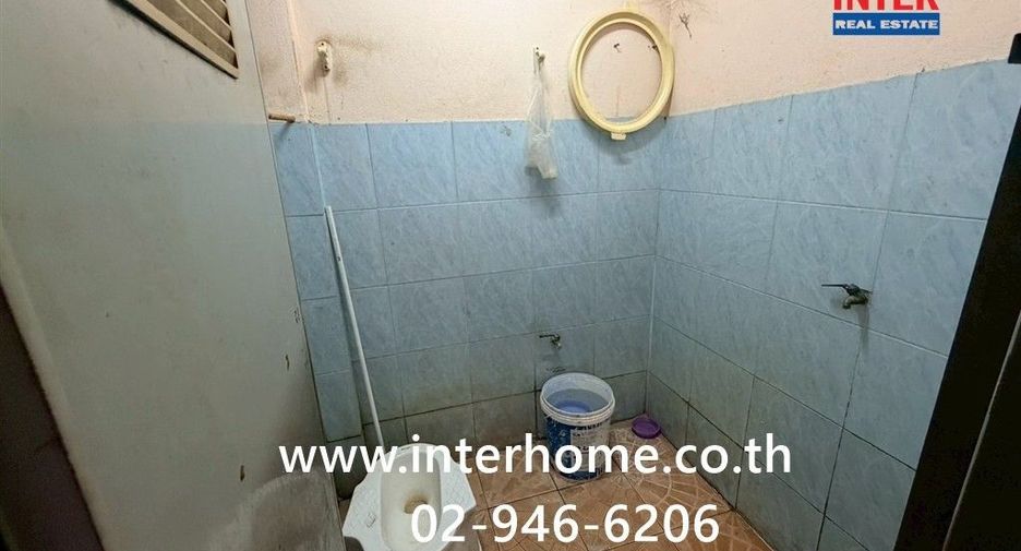 For sale 10 bedrooms retail Space in Sai Mai, Bangkok