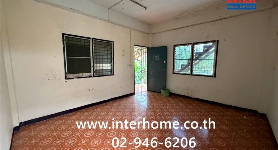For sale 16 bedrooms retail Space in Sai Mai, Bangkok