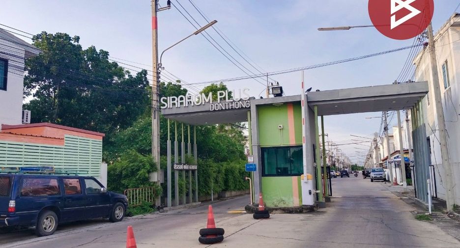 Casa adosada en venta de 3 habitaciones en Mueang Chachoengsao, Chachoengsao