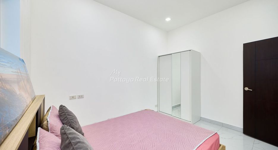 For sale 3 bedrooms villa in East Pattaya, Pattaya