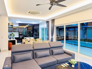 For sale 3 bedrooms villa in Bang Lamung, Chonburi