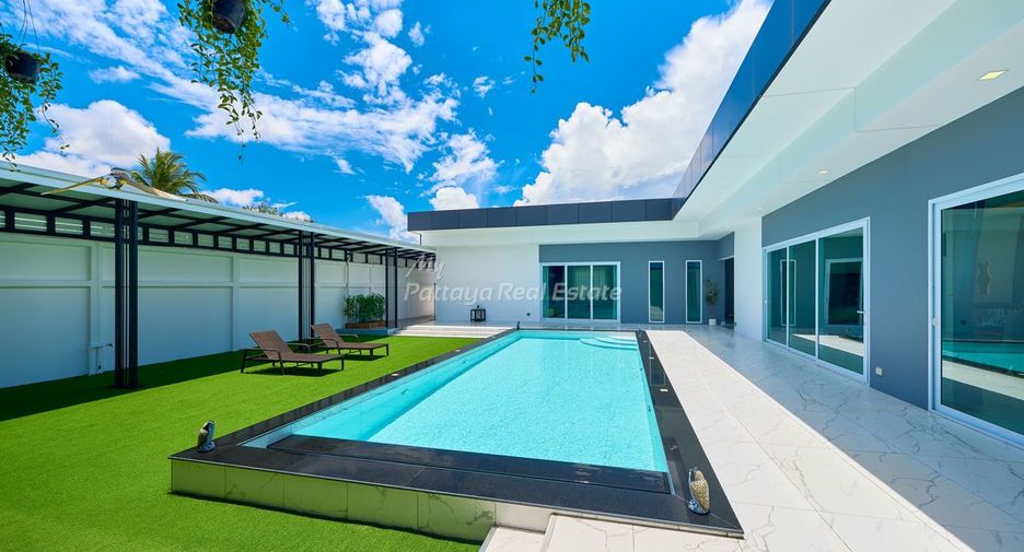 For sale 3 bedrooms villa in East Pattaya, Pattaya