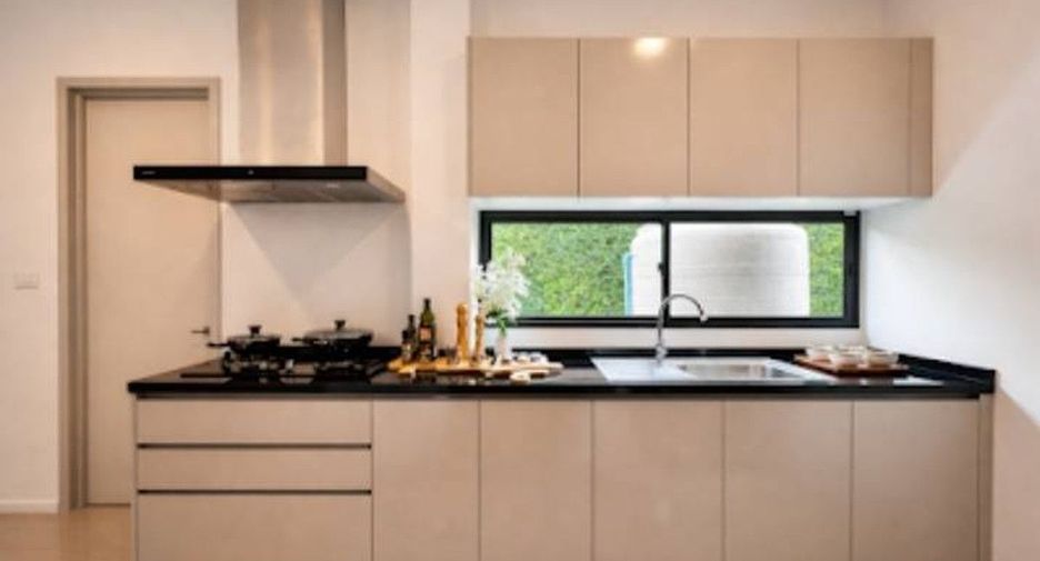 Casa en venta de 4 habitaciones en Min Buri, Bangkok