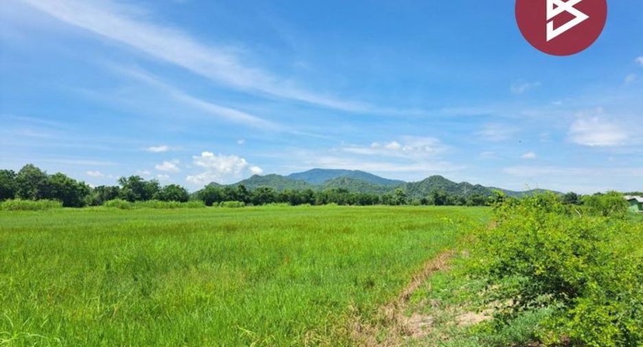 Продажа Участок в Mueang Nakhon Sawan, Накхонсаван