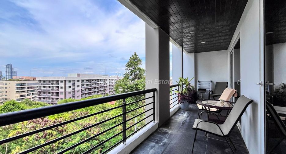 For sale 2 bedrooms condo in Pratumnak, Pattaya