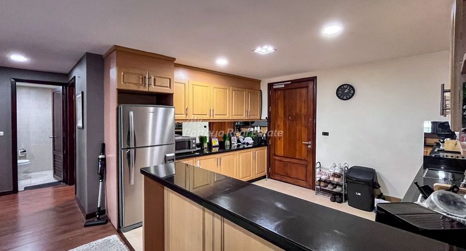 For sale 2 bedrooms condo in Pratumnak, Pattaya