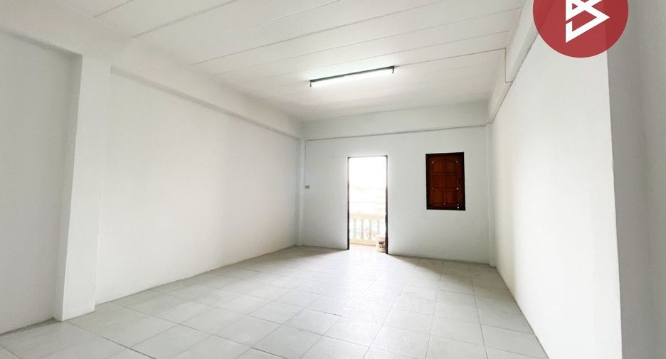 Gewerbefläche zum Kauf mit 2 Zimmer in Mueang Chon Buri, Chonburi
