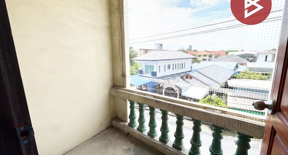 Gewerbefläche zum Kauf mit 2 Zimmer in Mueang Chon Buri, Chonburi