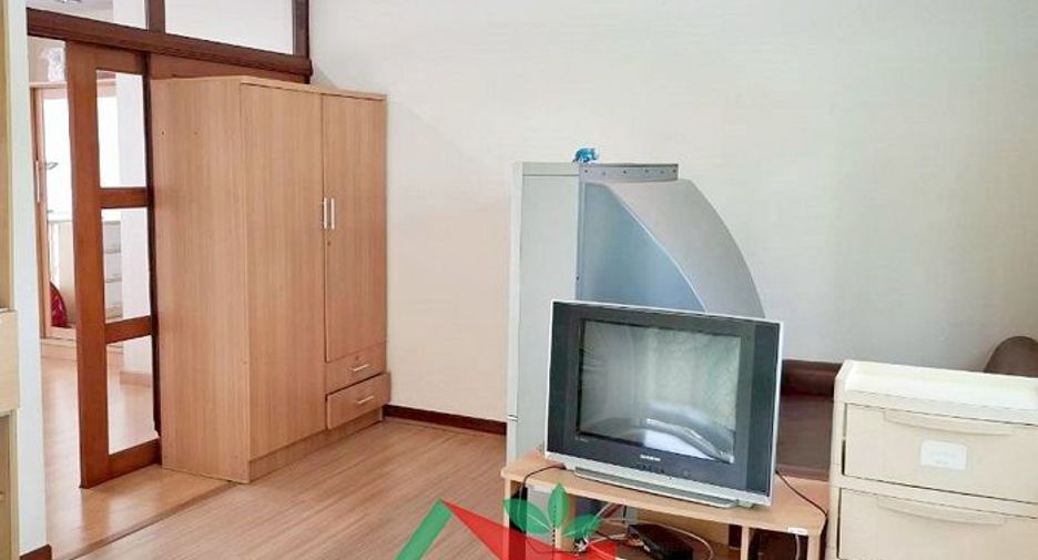For sale 4 bedrooms house in Khlong Sam Wa, Bangkok