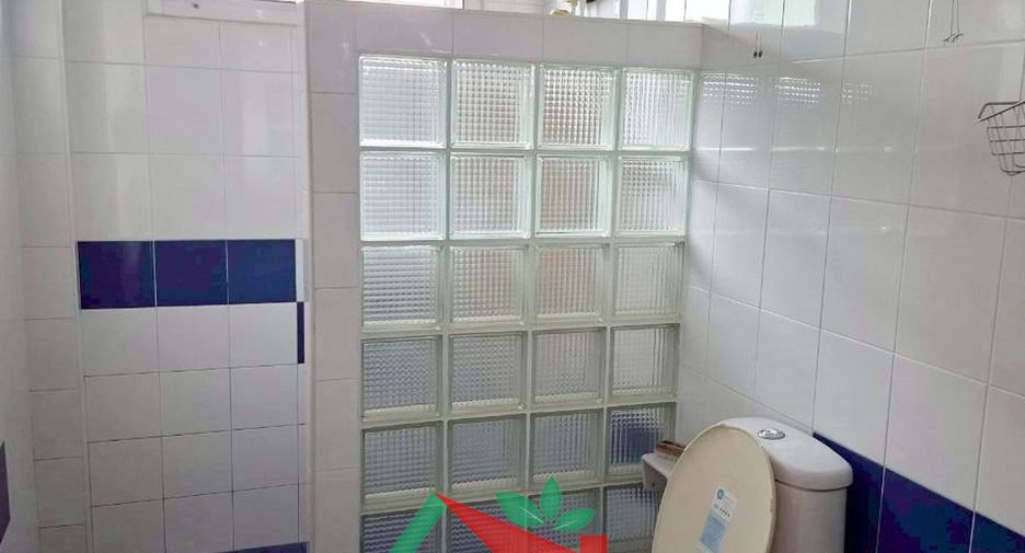 For sale 4 bedrooms house in Khlong Sam Wa, Bangkok
