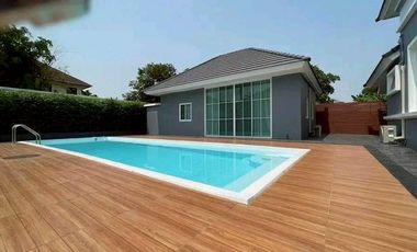 Haus zum Kauf mit 5 Zimmer in Sai Mai, Bangkok
