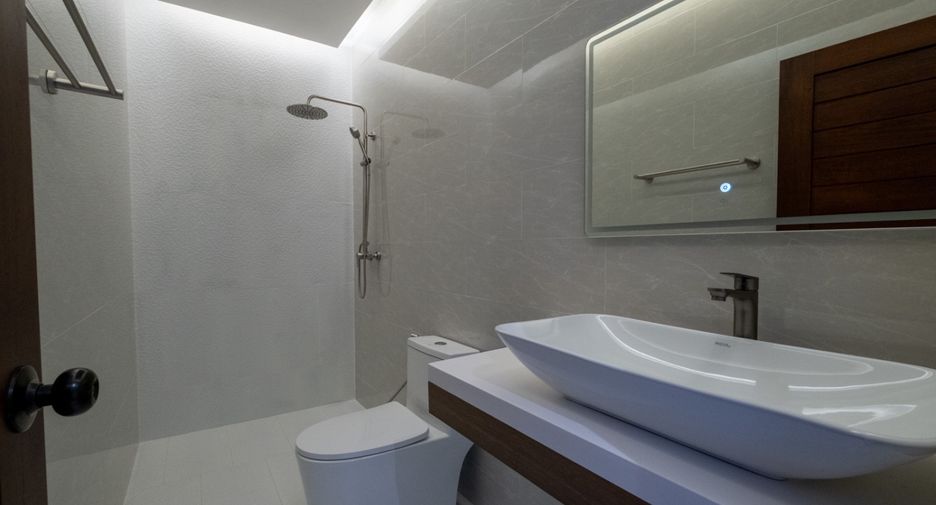 For rent and for sale 5 bedrooms house in San Sai, Chiang Mai