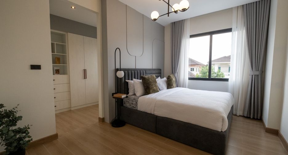 For rent and for sale 5 bedrooms house in San Sai, Chiang Mai