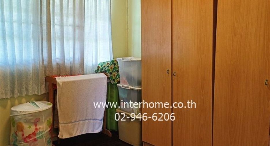 À vendre 4 chambres maison à Bang Bua Thong, Nonthaburi