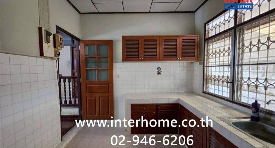 Продажа 3 спальни дом в Mueang Nakhon Pathom, Накхонпатхом