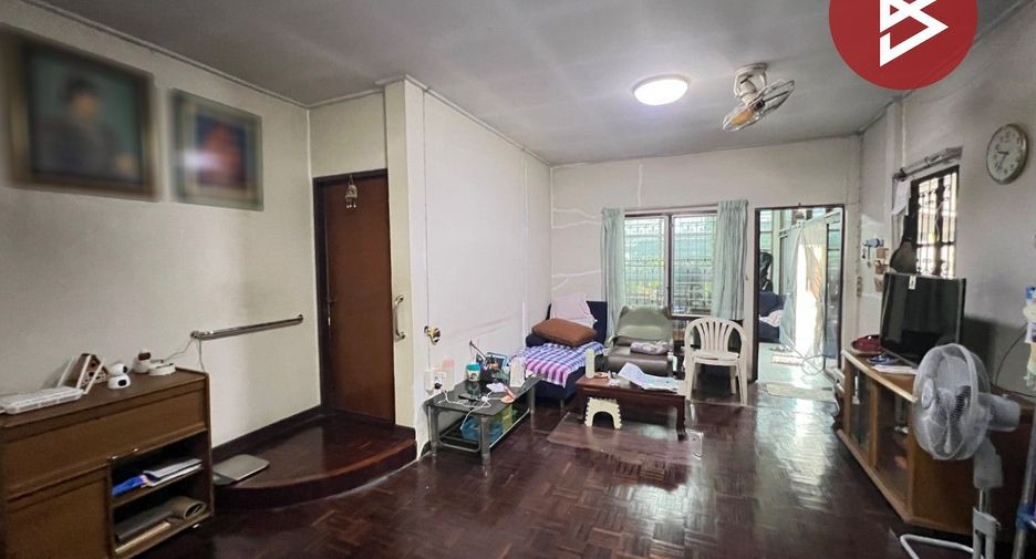 For sale 3 bedrooms townhouse in Pak Kret, Nonthaburi