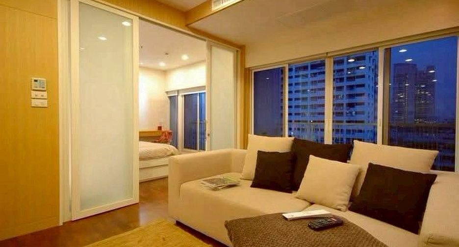 Wohnung zur Miete mit 2 Zimmer in Watthana, Bangkok