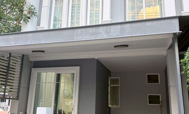 For rent 3 ベッドルーム townhouse in Mueang Chiang Mai, Chiang Mai