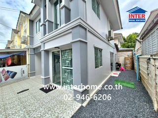 Reihenhaus zum Kauf mit 3 Zimmer in Saphan Sung, Bangkok