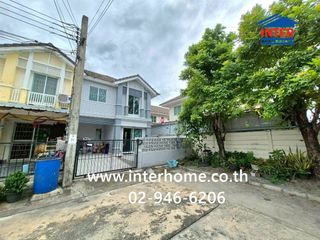 Reihenhaus zum Kauf mit 3 Zimmer in Saphan Sung, Bangkok