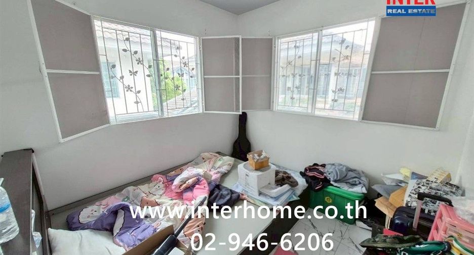 Reihenhaus zum Kauf mit 3 Zimmer in Saphan Sung, Bangkok