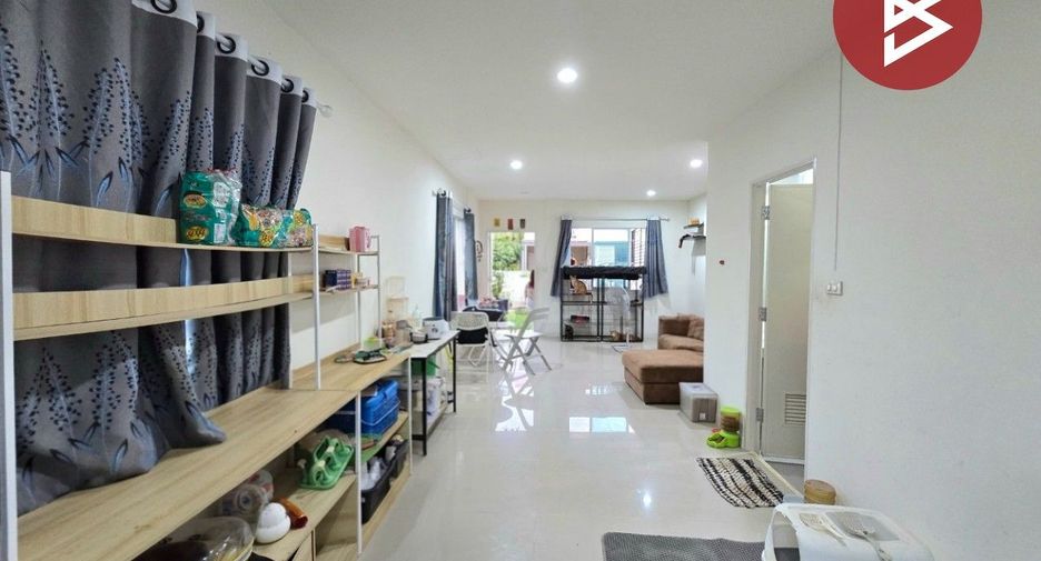 Reihenhaus zum Kauf mit 2 Zimmer in Phra Samut Chedi, Samut Prakan