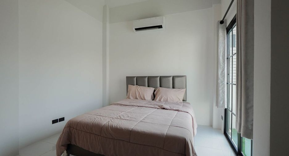 For sale 2 bedrooms house in East Pattaya, Pattaya