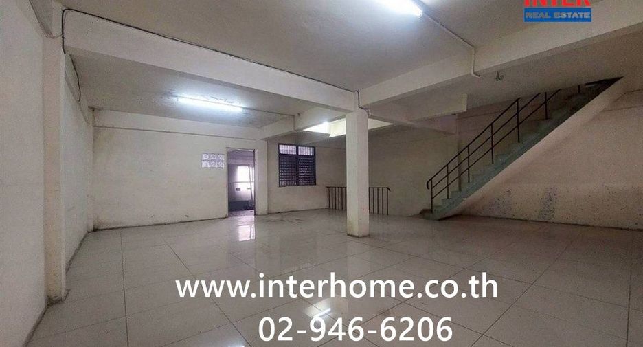 Продажа 7 спальни торговое помещение в Mueang Samut Prakan, Самутпракан